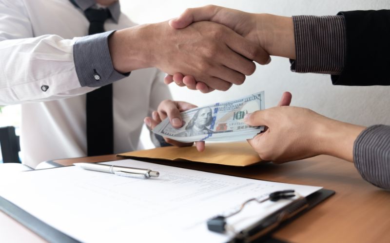 Navigating Regulations on Cash Gifts for Teachers Navigating Regulations on Cash Gifts for Teachers